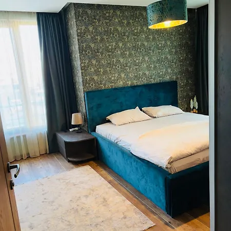 Luxury Park ساندانسكي