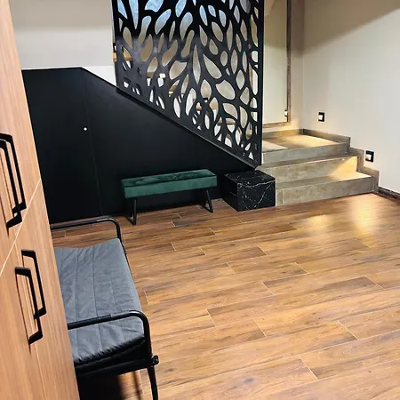 Luxury Park فيلة ساندانسكي