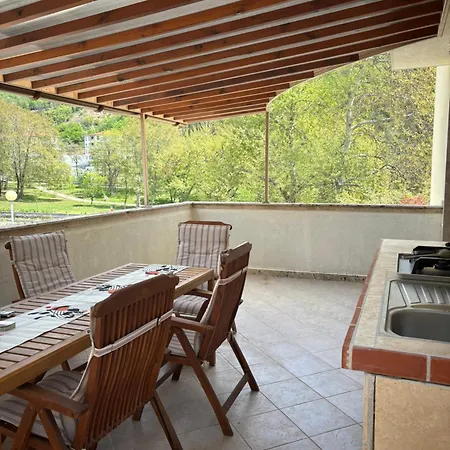 Luxury Park Villa Szandanszki