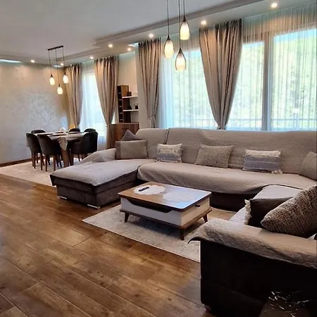 Villa Luxury Park *